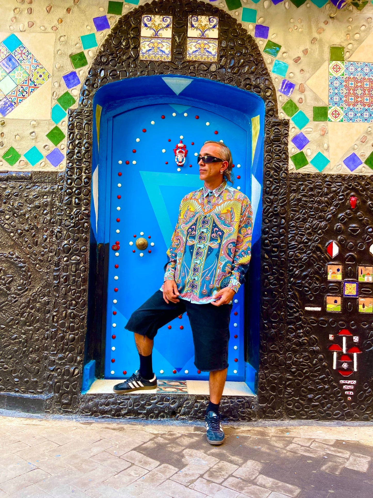 Merak colored version shirt