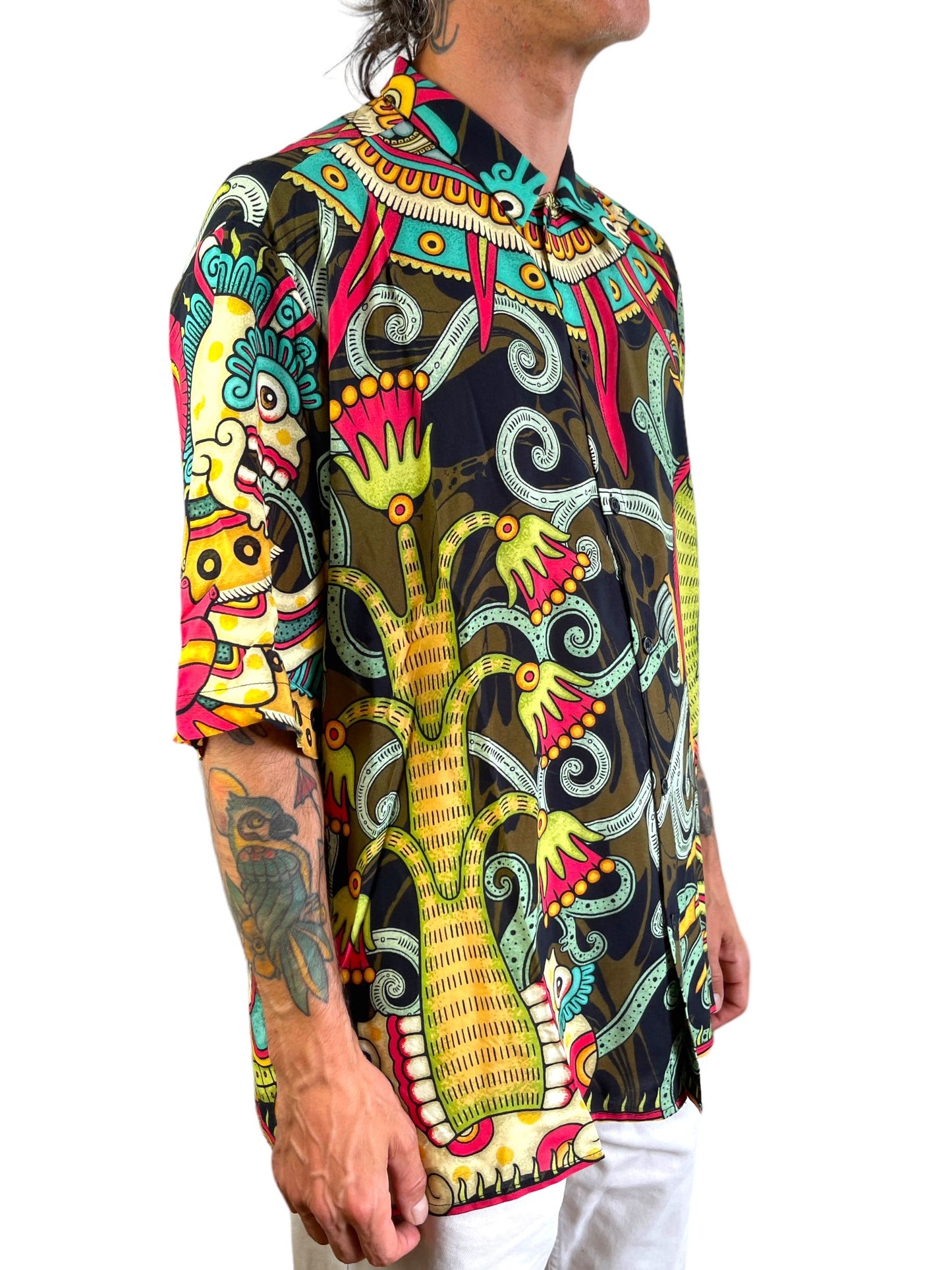 Tlapalli tlilli shirt